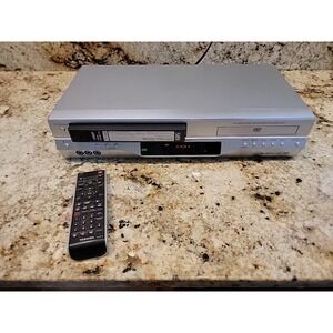 Toshiba SD-V393SU2‎ DVD VCR Combo Player VHS Tape Recorder with Remote Working